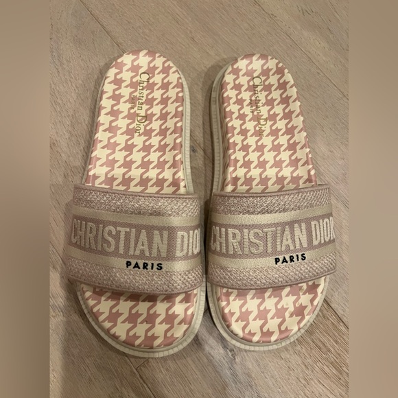 Authentic Christian Dior Dway Slide- size 39.5 Rose DeVen - Picture 1 of 7